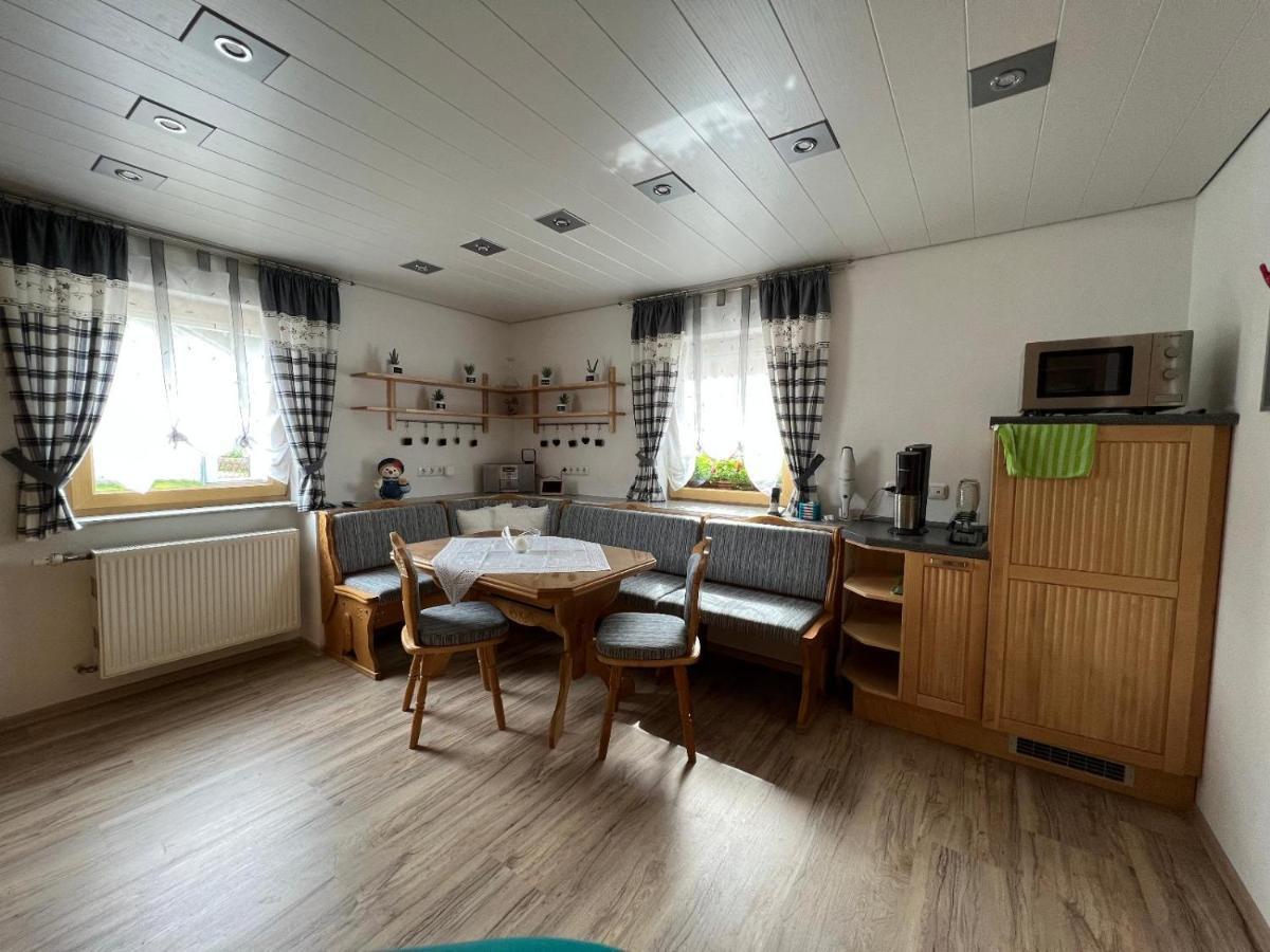 Ferienwohnung "Auszeit" Mit Garten Sankt Oswald-Riedlhuette Eksteriør billede